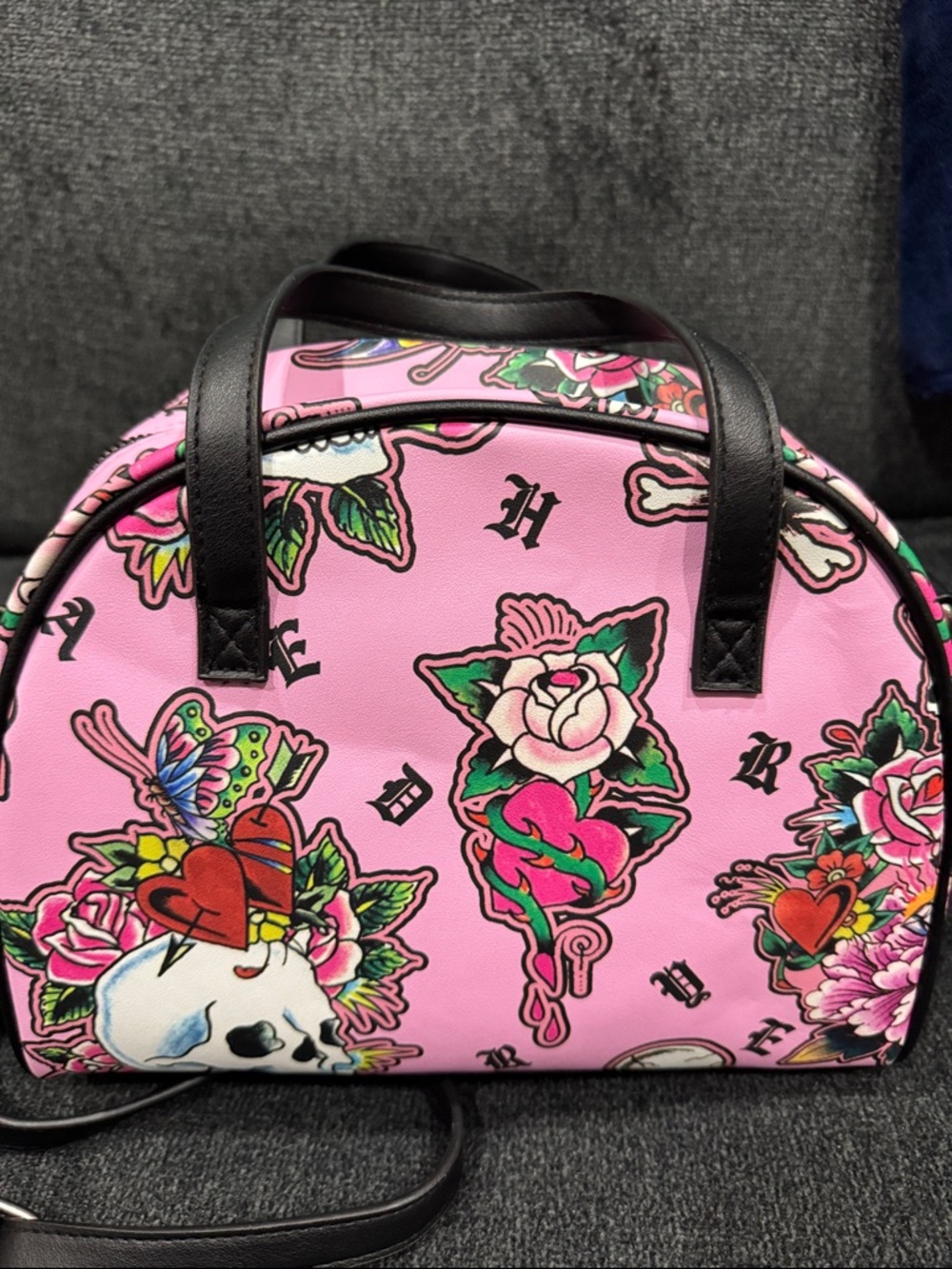Ed Hardy Pink Tattoo-Print Lunch Box/Satchel w/ Crossbody strap NWT - Picture 3 of 6